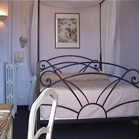 Miramar Hotel